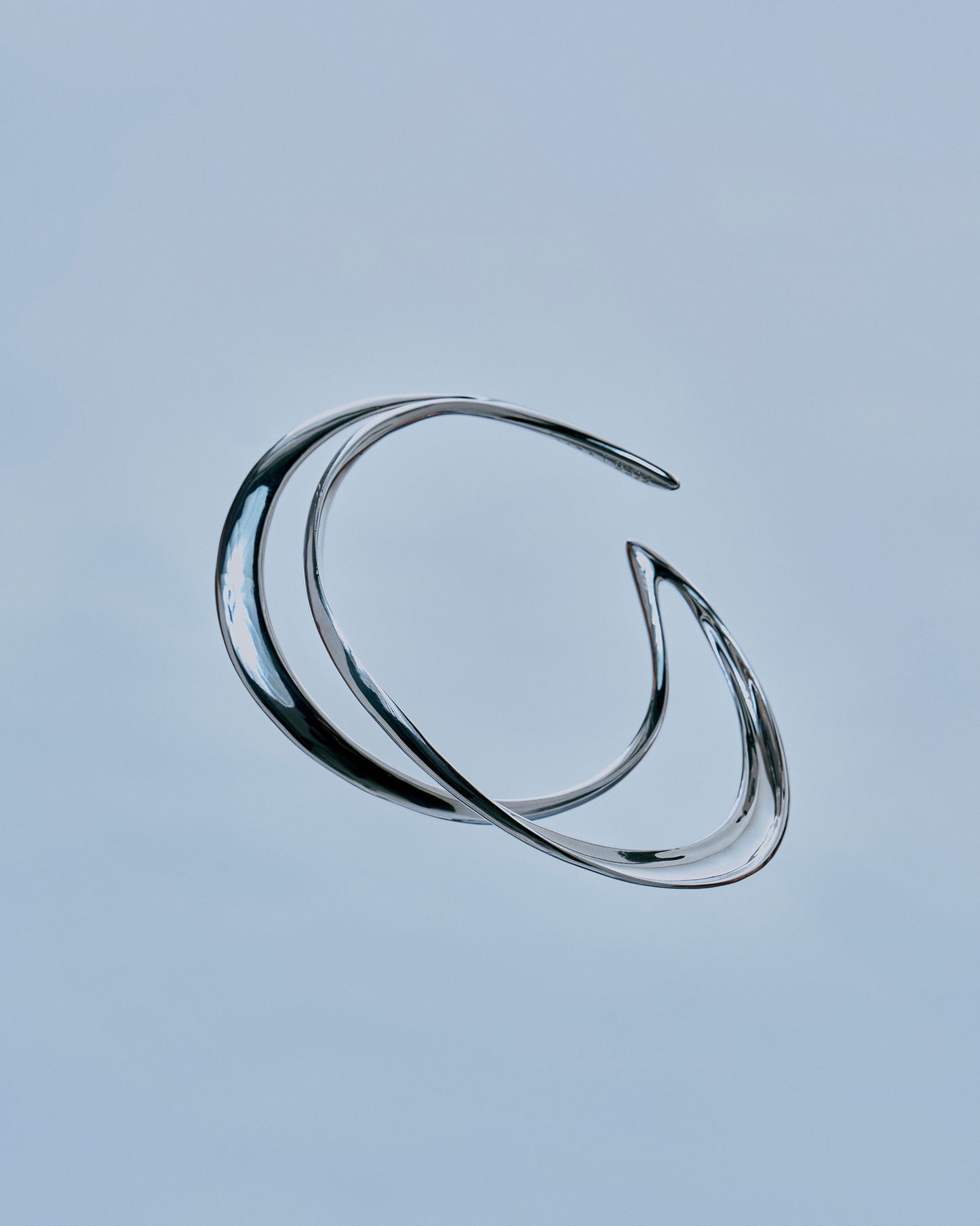 Soutenu Arm Cuff