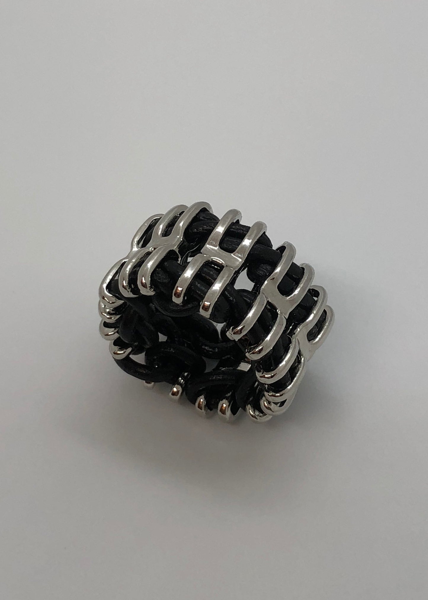 The Zenosyne H Ring